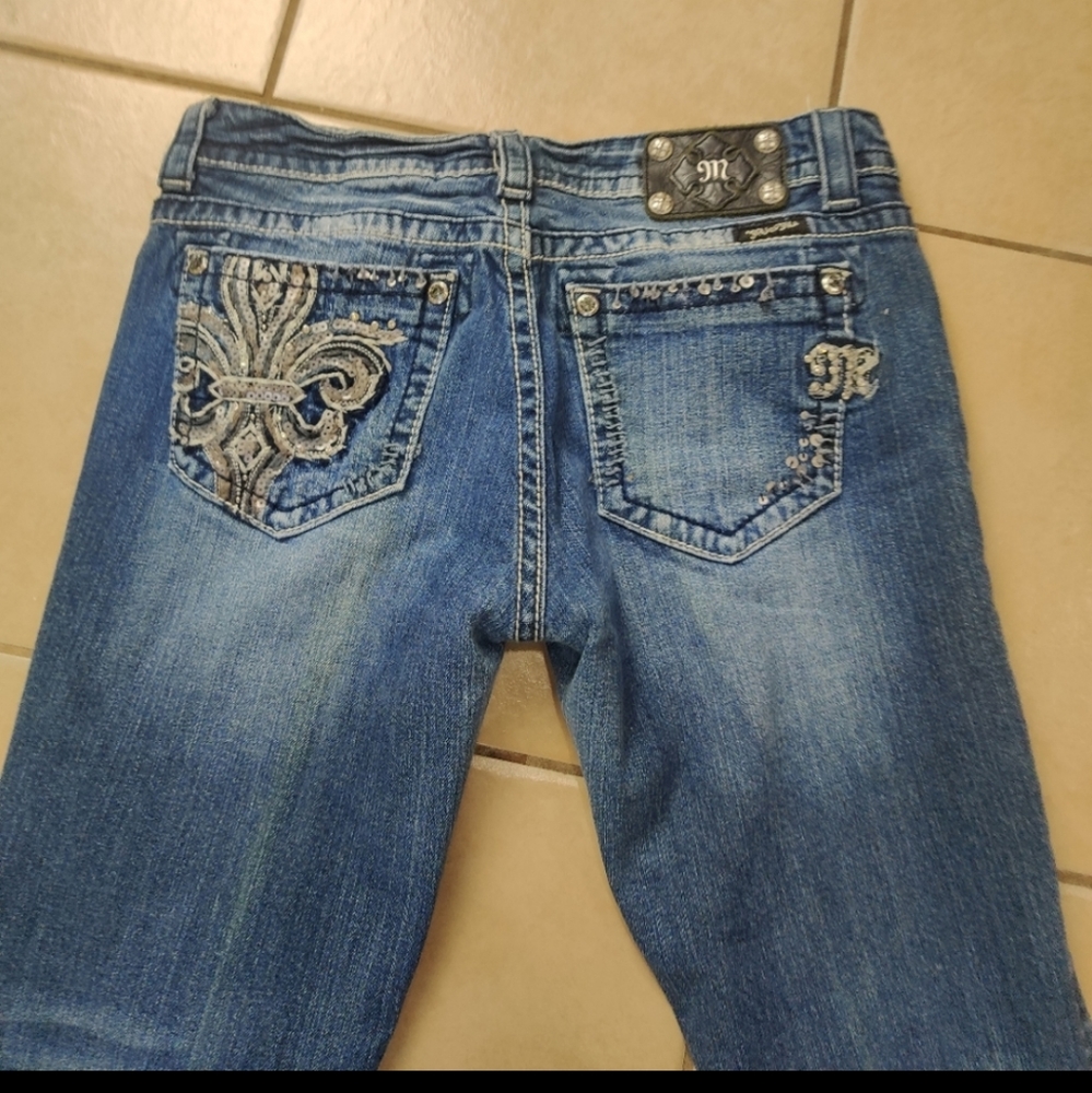 Jeans, boot cut. Bought from another seller. didn't fit.